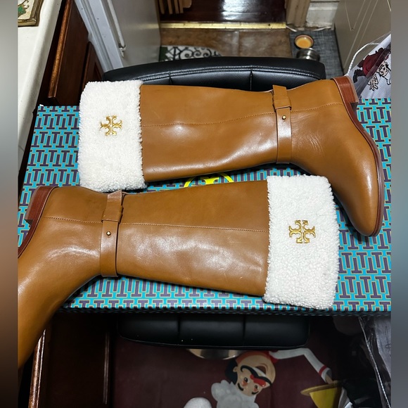 Brand New! Tory Burch Shearling Everly Boot Calf Leather/Shearling Size 8.5 - Picture 4 of 10